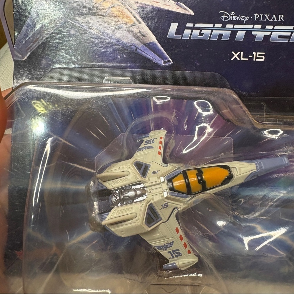 Disney Pixar Lightyear XL-15 Hot Wheels Toy - Picture 2 of 3